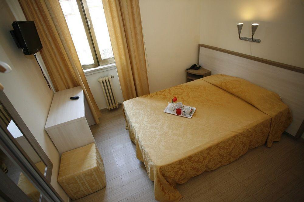 Hotel Adler Milano Eksteriør bilde