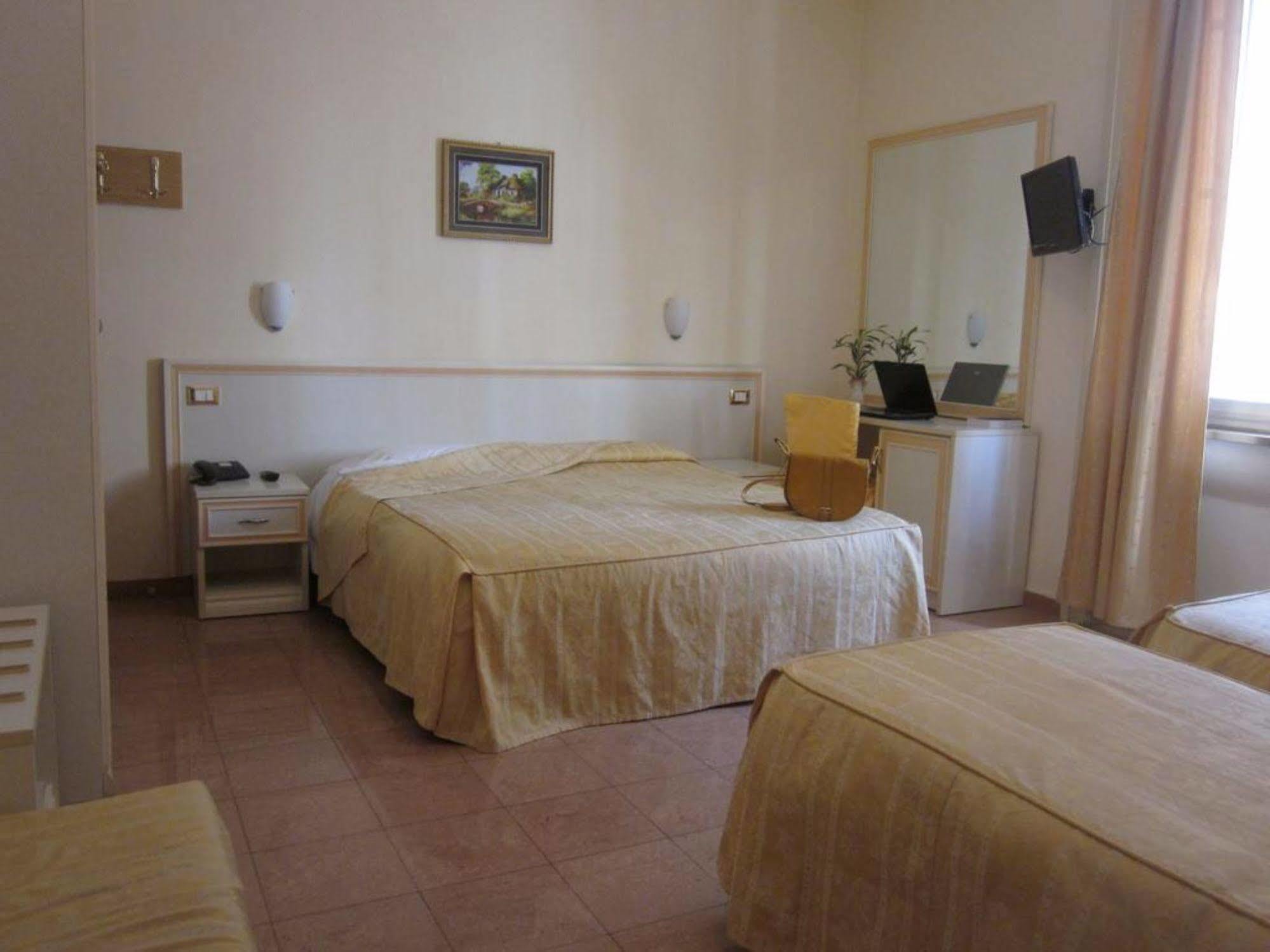 Hotel Adler Milano Eksteriør bilde